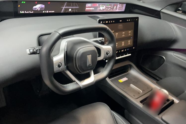 Used  12 2025 Ultra Extended-Range Edition
