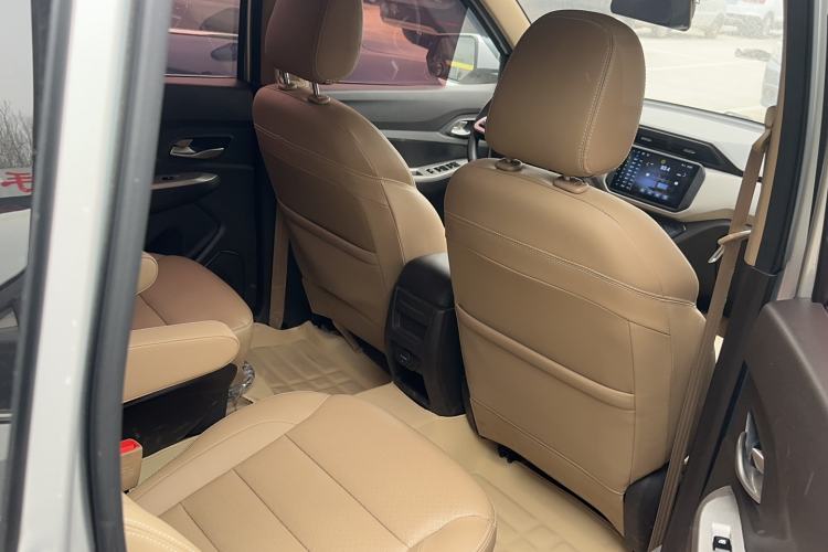 Used Wuling Hongguang 2018 1.5L S Comfort Model L2B
