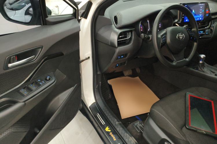 Used Toyota C-HR 2020 2.0L Comfort Edition
