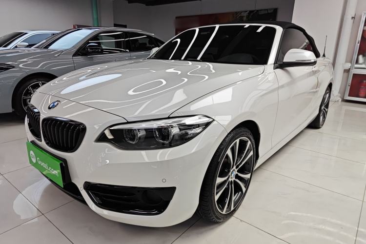 Used BMW 2 Series (Import) 2019 225i Convertible Coupe Sports Design Package