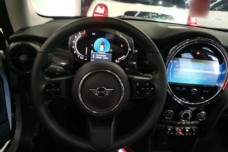 Used  MINI 2023 1.5T ONE
