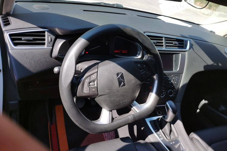 Used  5LS 2014 1.6T Elegant Version THP160