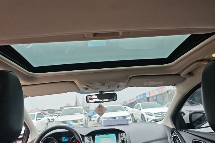 Used Ford Focus 2017 Hatchback 1.6L Automatic Fashion Edition Smart Drive Version