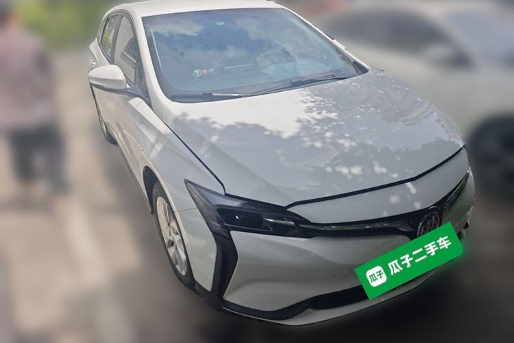 Used Buick Velite 6 2023 430km Range Commuter Version
