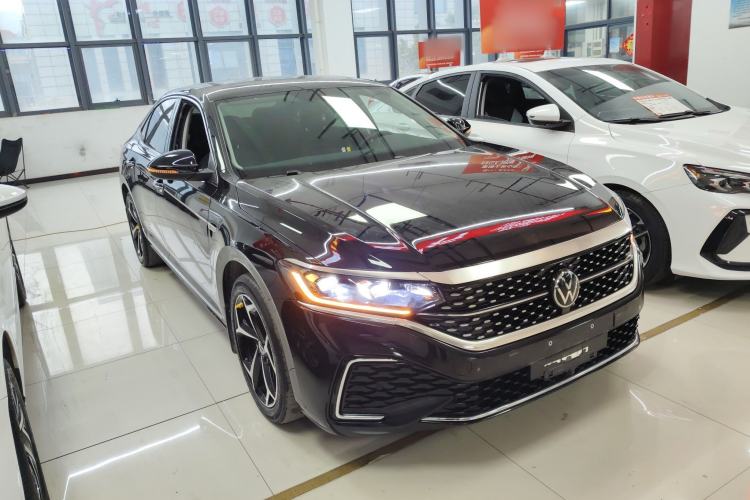 Used Volkswagen Passat 2025 Outstanding Model 330TSI Starry Elite Edition