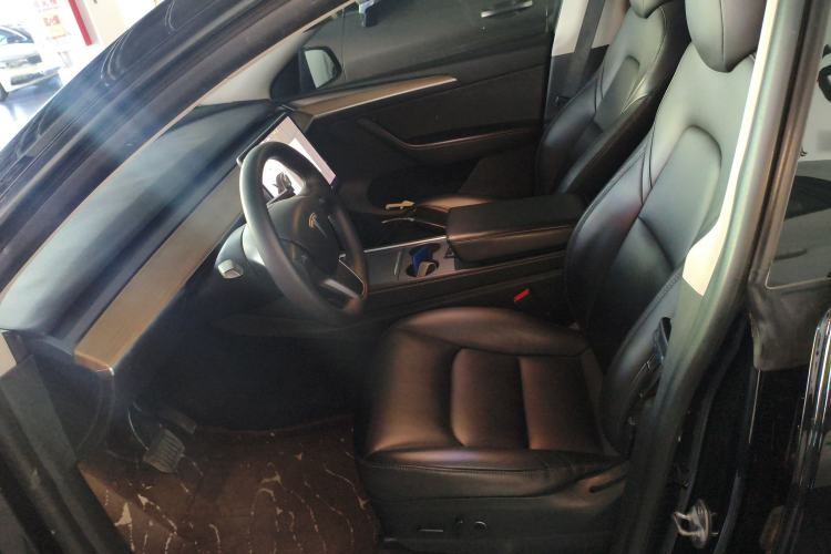 Used Tesla Model Y 2021 Long-Range All-Wheel-Drive Version