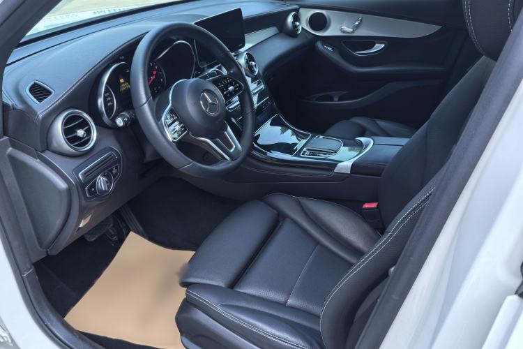 Used Mercedes-Benz GLC 2020 GLC 260 L 4MATIC Dynamic Model
