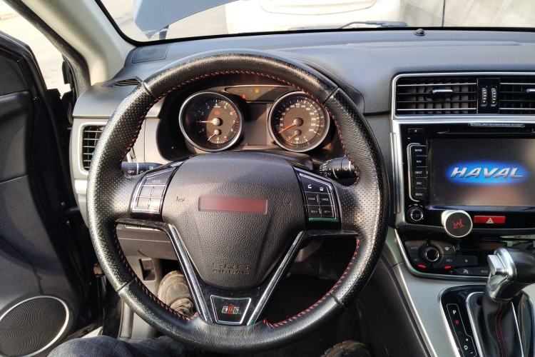 Used Haval H6 2015 Sport Edition 1.5T Automatic Two-Wheel Drive Luxury Model
