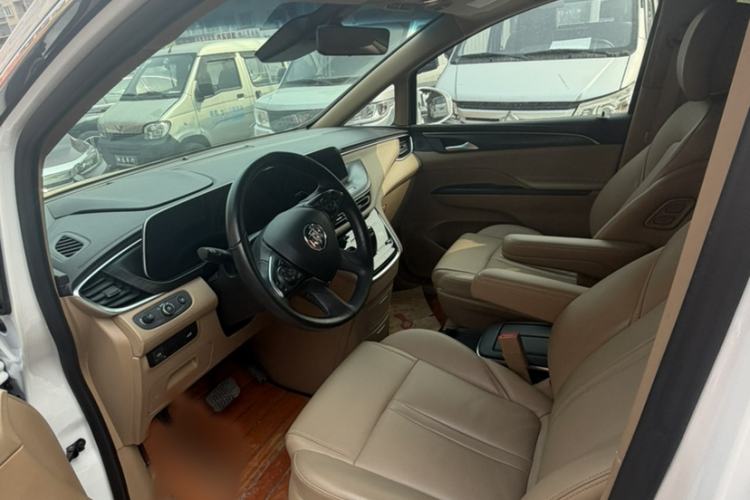 Used Buick GL8 2021 ES Land Cruiser 653T Luxury Edition
