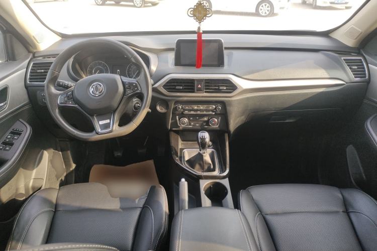 Used Dongfeng Fengon S560 2018 1.8L Manual Urban Model 7 Seats