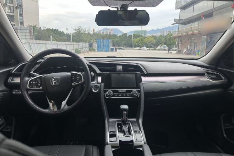 Used Honda Civic 2016 220TURBO CVT Luxury Edition
