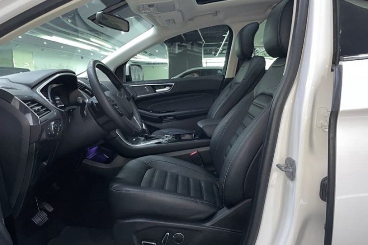 Used Ford Edge 2018 EcoBoost 245 Two-Wheel-Drive Titanium 7-Seater China VI Standard