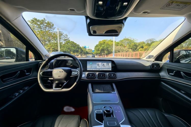 Used Chery Tiggo 9 2023 2.0T Dual-Clutch Two-Wheel Drive Leading Edition 5 Seats