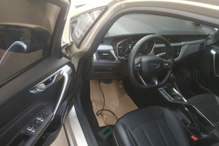 Used Geely Auto Vision X3 2019 Upgraded Model 1.5L CVT Elite Version
