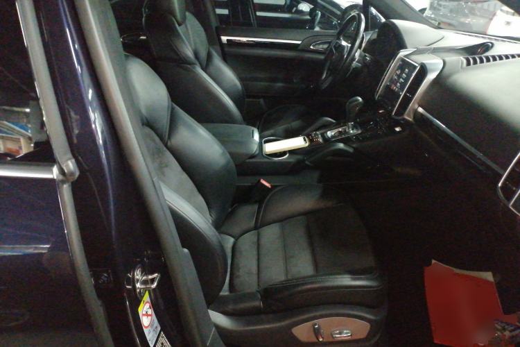 Used Porsche Cayenne 2016 Cayenne Platinum Edition 3.0T