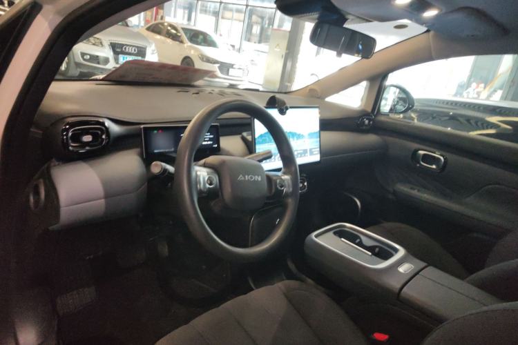 Used AION UT 2025 330 Starlight Edition