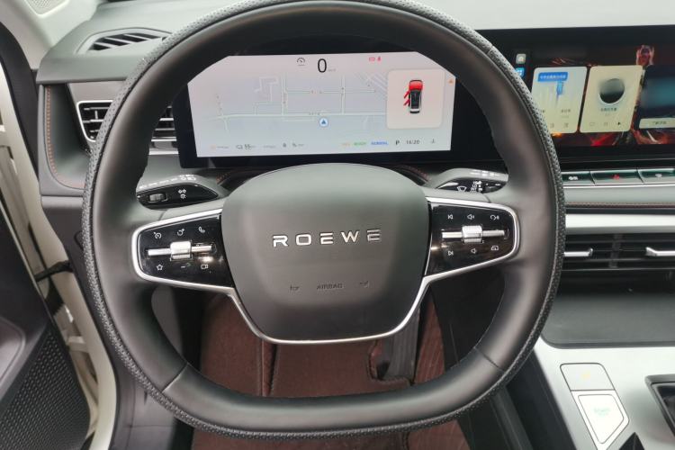 Used Roewe D5X DMH 2024 135 Luxury Edition
