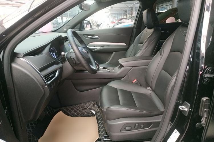 Used Cadillac XT4 2018 28T Two-Wheel Drive Leading Version
