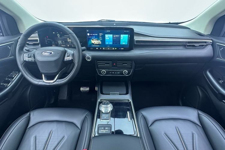 Used Ford Edge 2021 PLUS EcoBoost 245 Two-Wheel-Drive Titanium 7-Seater
