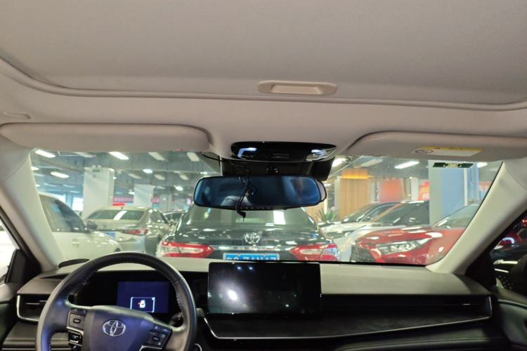 Used Toyota Camry 2024 Dual-Motor 2.0 HGVP Luxury Edition