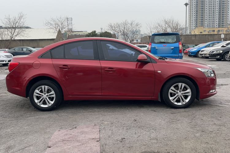 Used Chevrolet Cruze 2015 1.5L Classic SE MT
