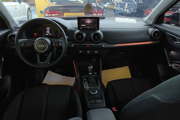 Used Audi Q2L 2018 35 TFSI Launch Exclusive Edition China VI
