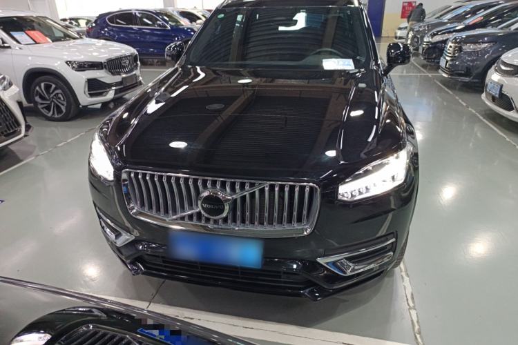 Used Volvo XC90 2024 B5 SmartDrive Luxury Edition 5 Seats
