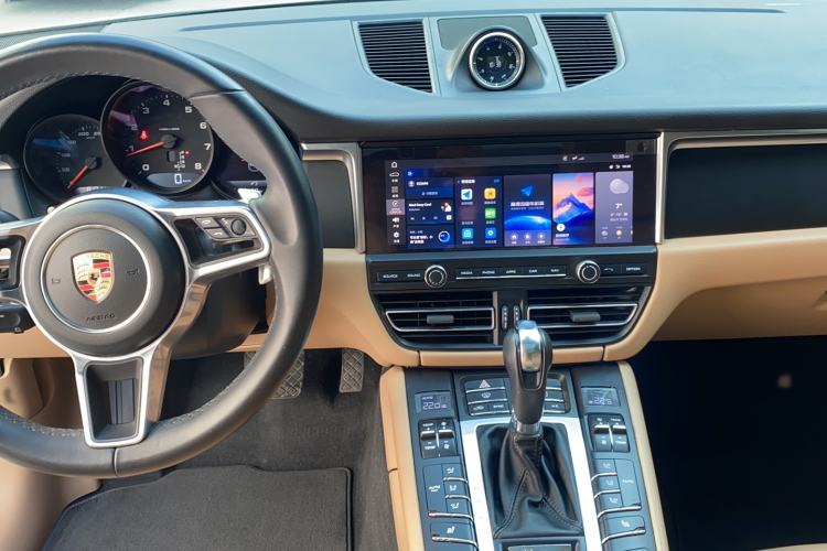 Used Porsche Macan 2018 Macan 2.0T