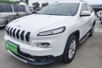 Used Jeep Cherokee 2017 2.0L Superior Edition