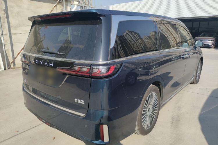 Used VOYAH Dream 2025 PHEV Four-Wheel-Drive Flagship Kunpeng Edition
