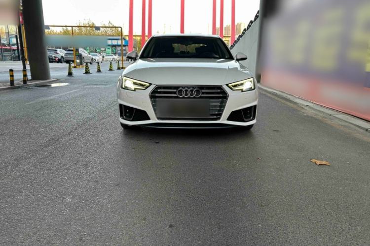 Used Audi A4L 2019 40 TFSI Fashion Version China V
