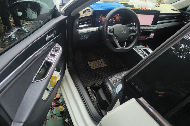 Used Volkswagen Lamando 2024 Lingdu L 200TSI DSG Trendy & Spicy Edition
