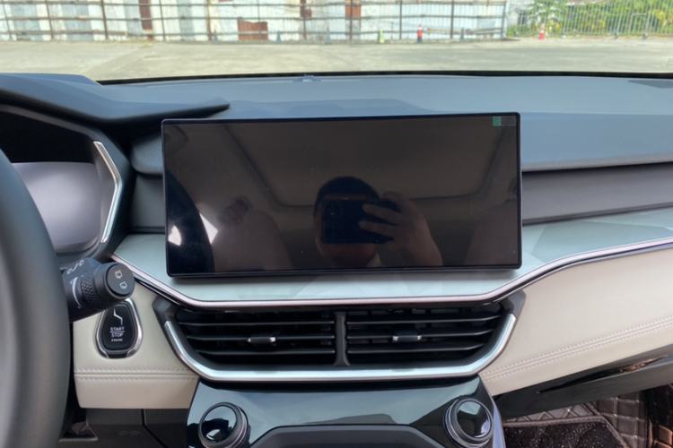 Used Lynk & Co 06 EM-P 2023 1.5T Remix PHEV Shero