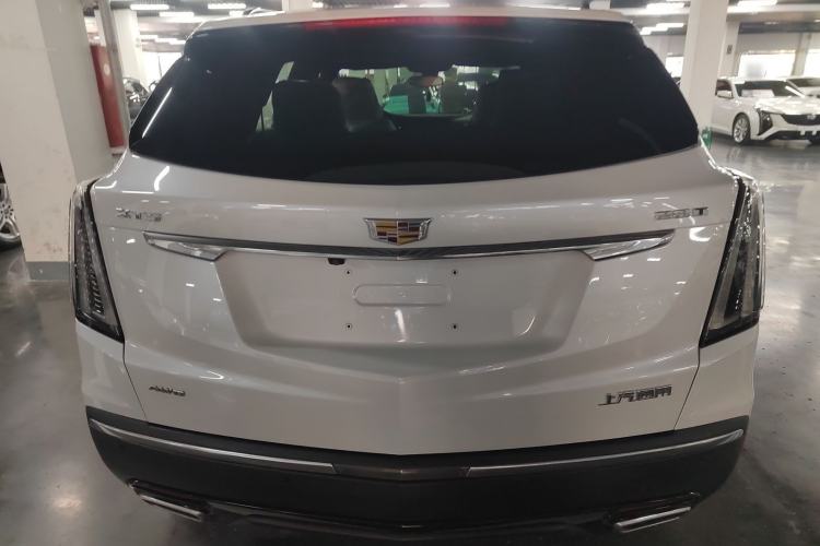 Used Cadillac XT5 2020 28T 4x4 Leading Sport Model
