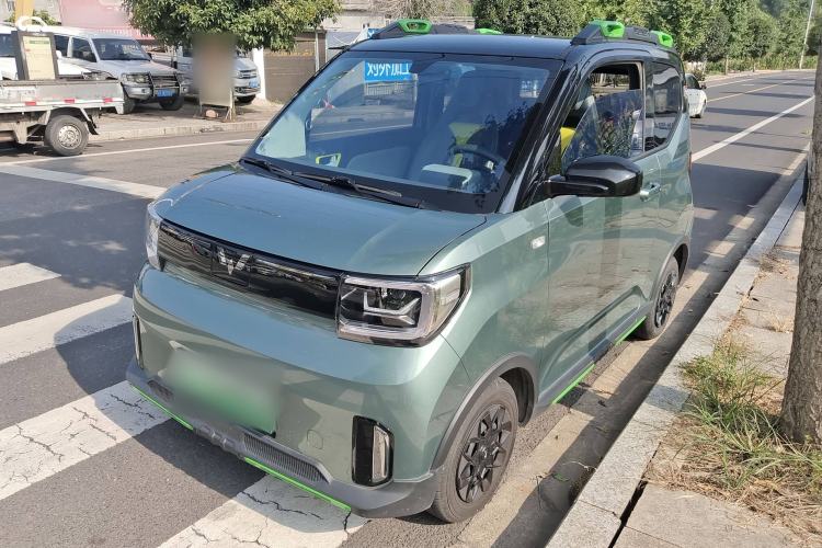 Used Wuling Hongguang MINIEV 2022 GAMEBOY 200km Gaming Edition with Lithium Iron Phosphate

