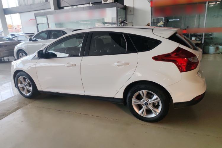 Used Ford Focus 2012 Hatchback 1.6L Automatic Fashion Edition
