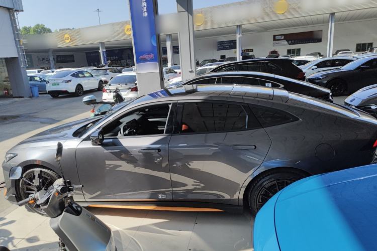 Used Changan UNI-V 2024 1.5T Prestige Sport Edition
