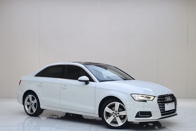 Used Audi A3 2019 Limousine 35 TFSI Style Version China V Emission Standard
