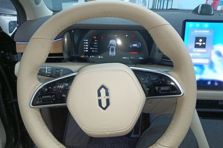 Used Hima AITO M7 2024 1.5T Rear-Drive Plus Version 5 Seats
