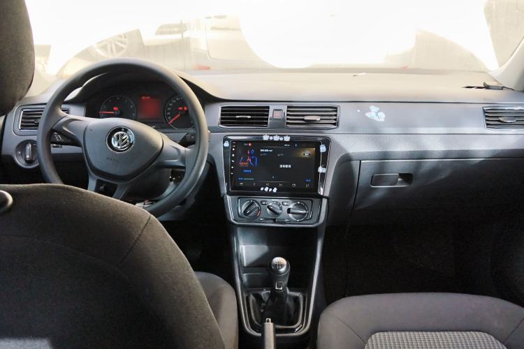 Used Volkswagen Santana 2019 1.5L Manual Fashion Edition China VI Standard
