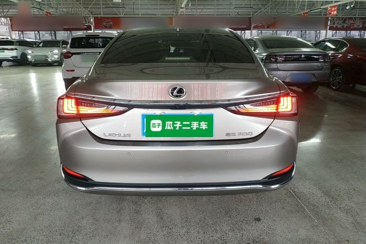 Used Lexus ES 2020 200 Excellence Edition