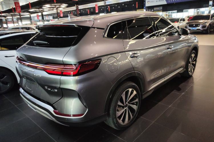 Used BYD Song PLUS New Energy 2024 Honor Edition EV 520km Premium Model
