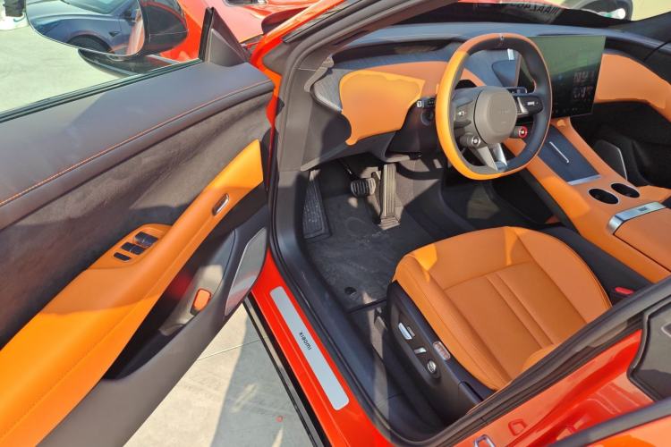 Used  YU7 2025 Ultra-Long Range Rear-Wheel Drive Version
