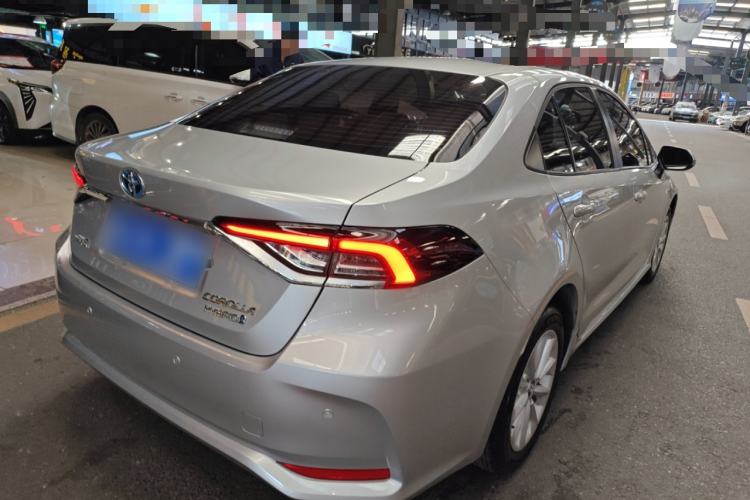 Used Toyota Corolla 2021 Dual-Motor 1.8L E-CVT Elite Edition
