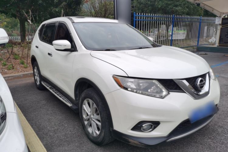 Used Nissan X-Trail 2016 2.0L CVT Smart Enjoyment Version 4WD