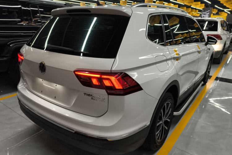 Used Volkswagen Tiguan L 2018 330TSI Automatic Two-Wheel Drive Luxury Edition
