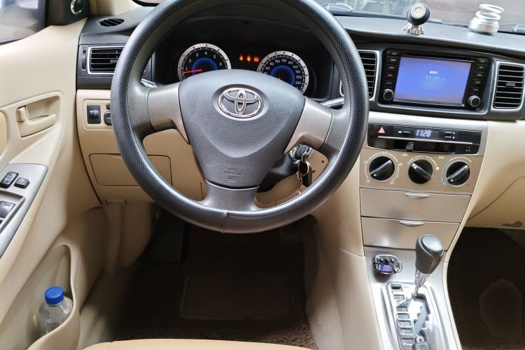 Used Toyota Corolla EX 2013 1.6L Automatic Luxury Edition