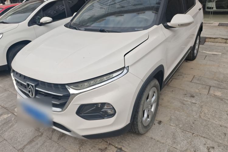 Used Baojun 510 2017 1.5L Automatic Fashion Model
