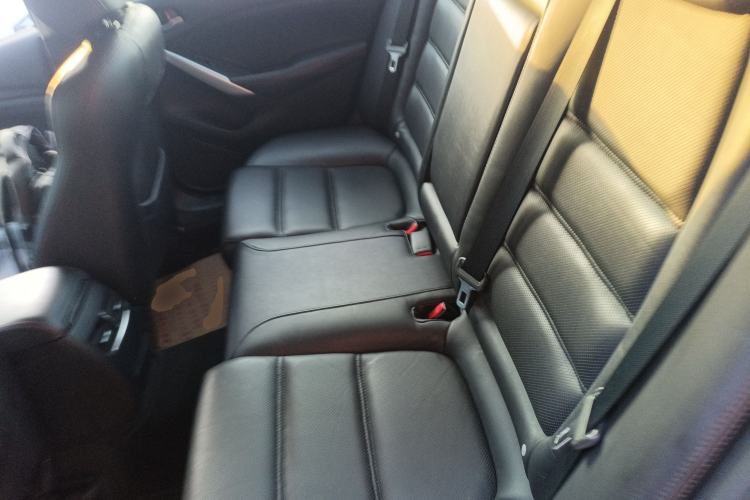 Used Mazda Atenza 2015 2.0L Blue Sky Luxury Edition
