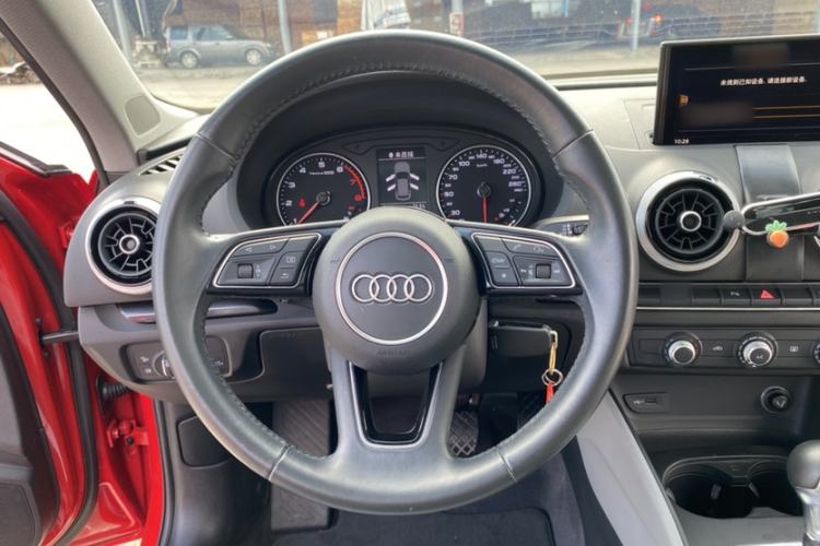 Used Audi A3 2017 Sportback 35 TFSI Fashion Model
